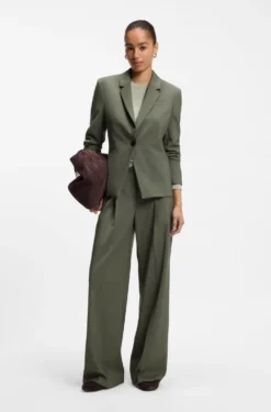 Slim-fit blazer in Italian virgin wool