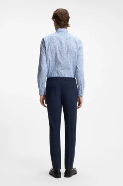 Slim-fit business shirt in stretch poplin