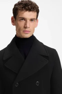 Slim-fit double-breasted coat in a wool blend