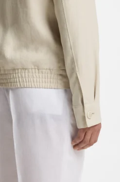 Slim-fit jacket in linen