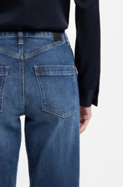 Slim-fit jeans in indigo stretch denim with turnups