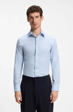 Slim-fit shirt in a thermoregulating structured cotton blend