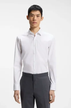 Slim-fit shirt in cotton-blend poplin