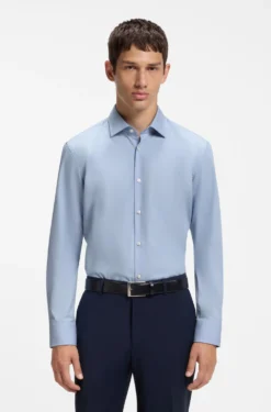 Slim-fit shirt in easy-iron cotton poplin