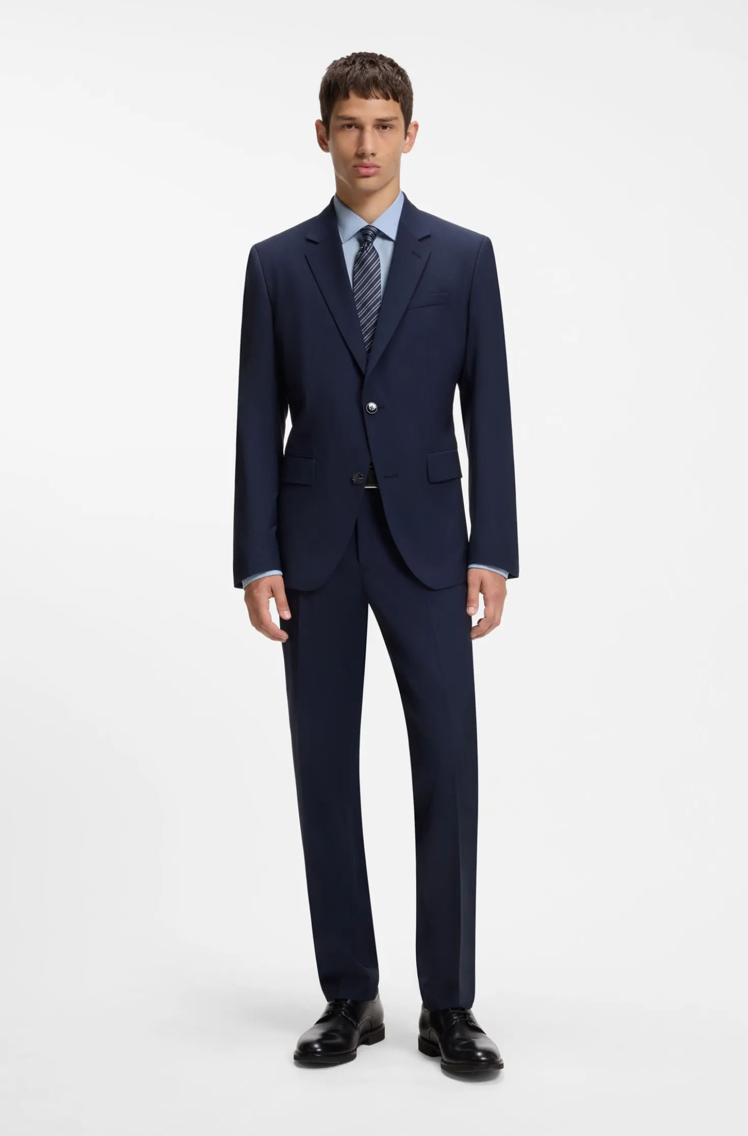 Slim-fit shirt in easy-iron cotton poplin