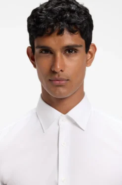 Slim-fit shirt in easy-iron cotton twill