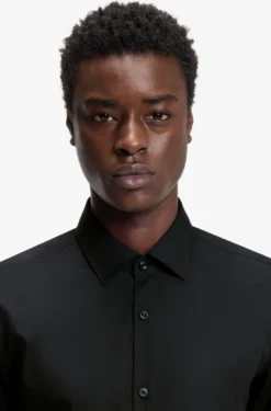 Slim-fit shirt in easy-iron cotton poplin