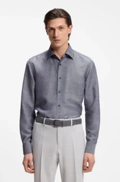Slim-fit shirt in linen-blend twill