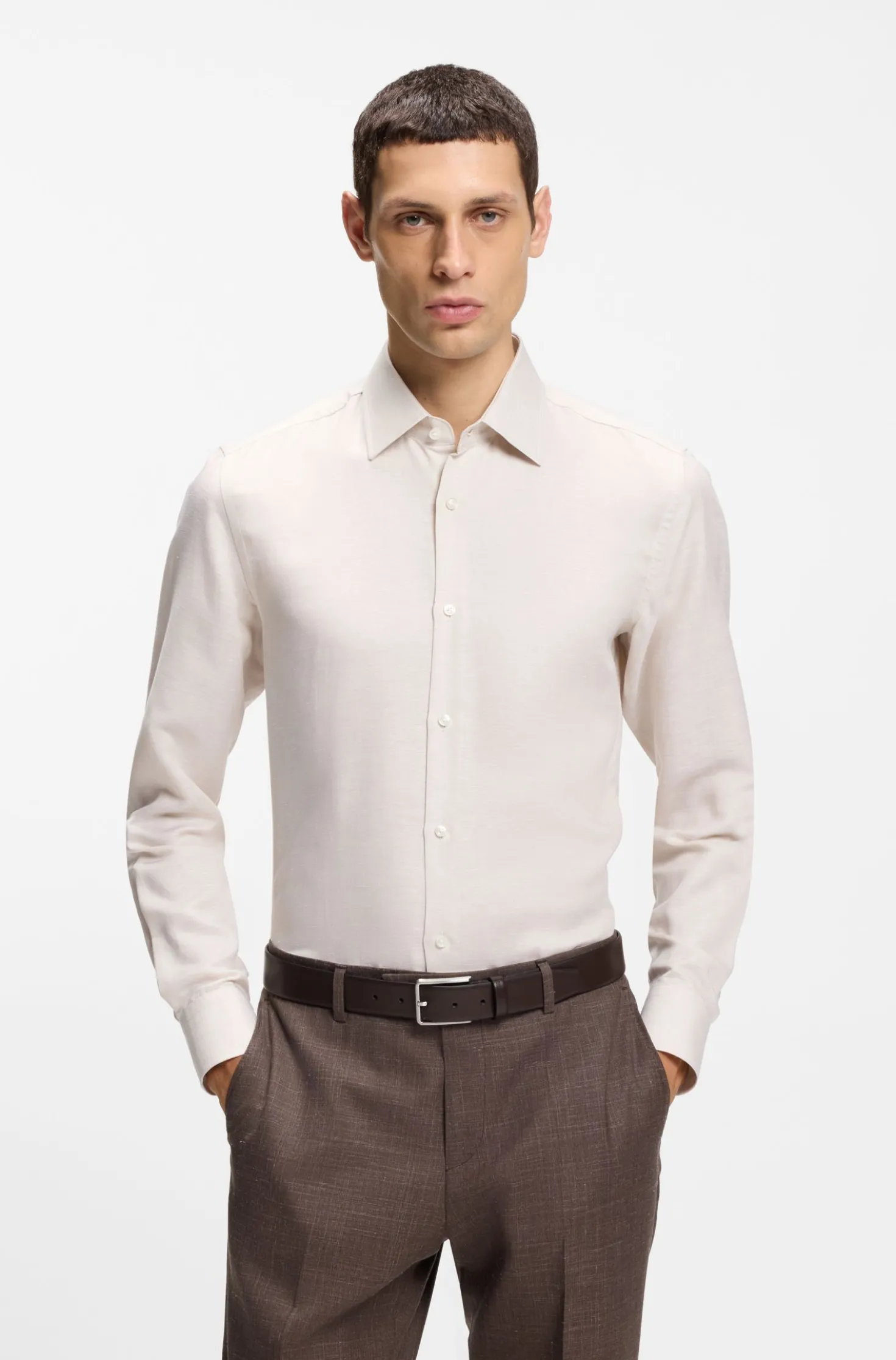 Slim-fit shirt in linen-blend twill