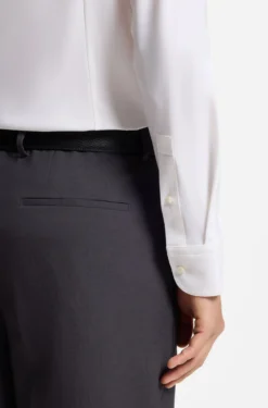 Slim-fit shirt in performance-stretch jersey