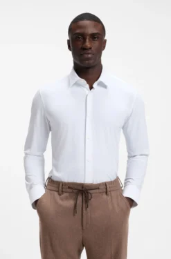 Slim-fit shirt in performance-stretch jersey