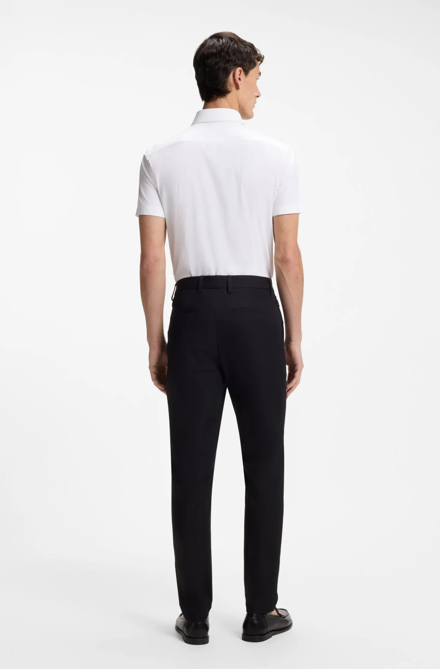 Slim-fit shirt in performance-stretch jersey