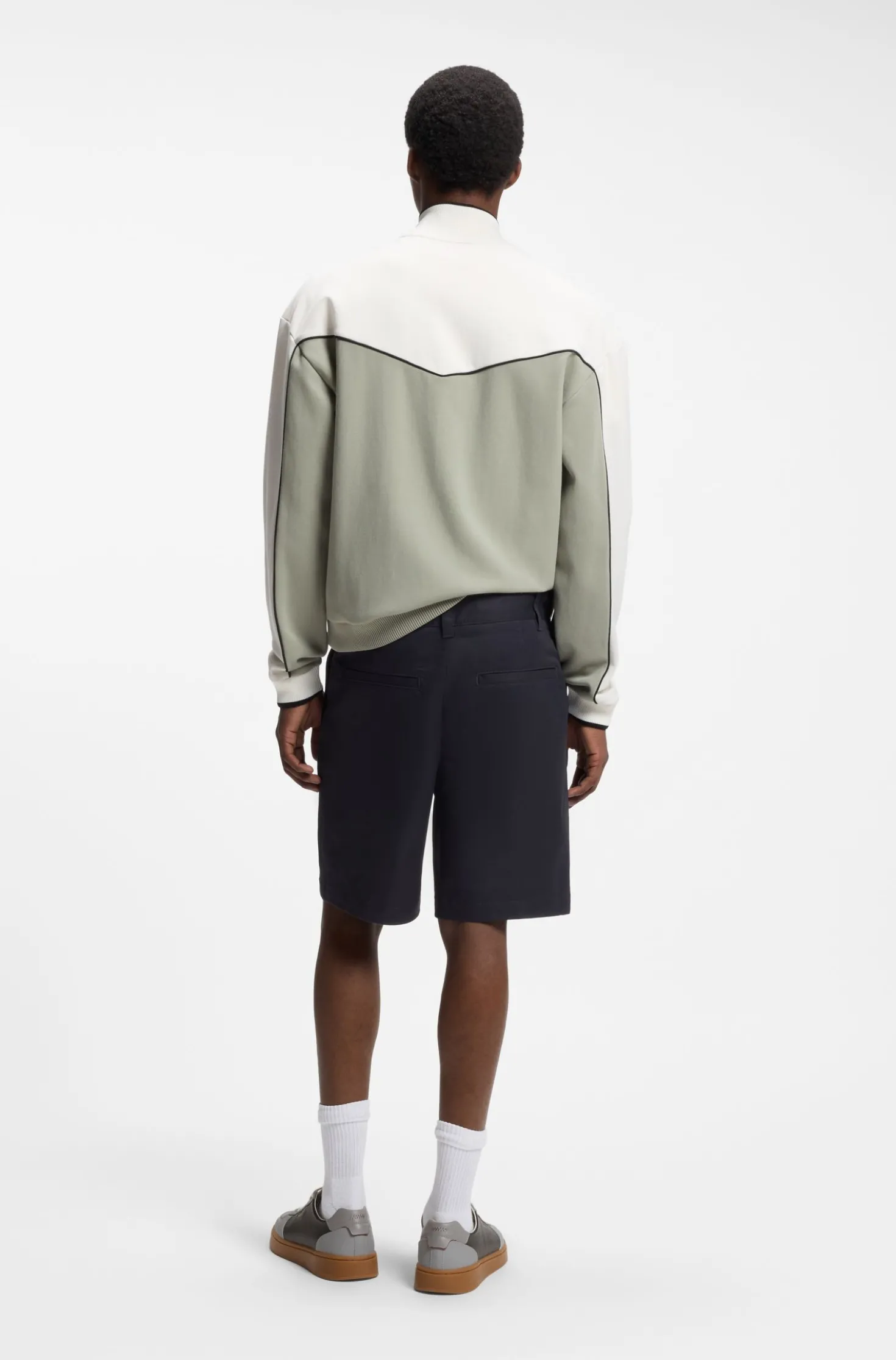 Slim-fit shorts in mercerised stretch cotton