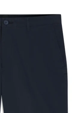 Slim-fit shorts in stretch-cotton gabardine