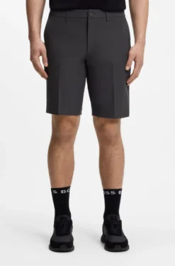 Slim-fit shorts in water-repellent stretch fabric