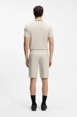 Slim-fit shorts in water-repellent stretch fabric