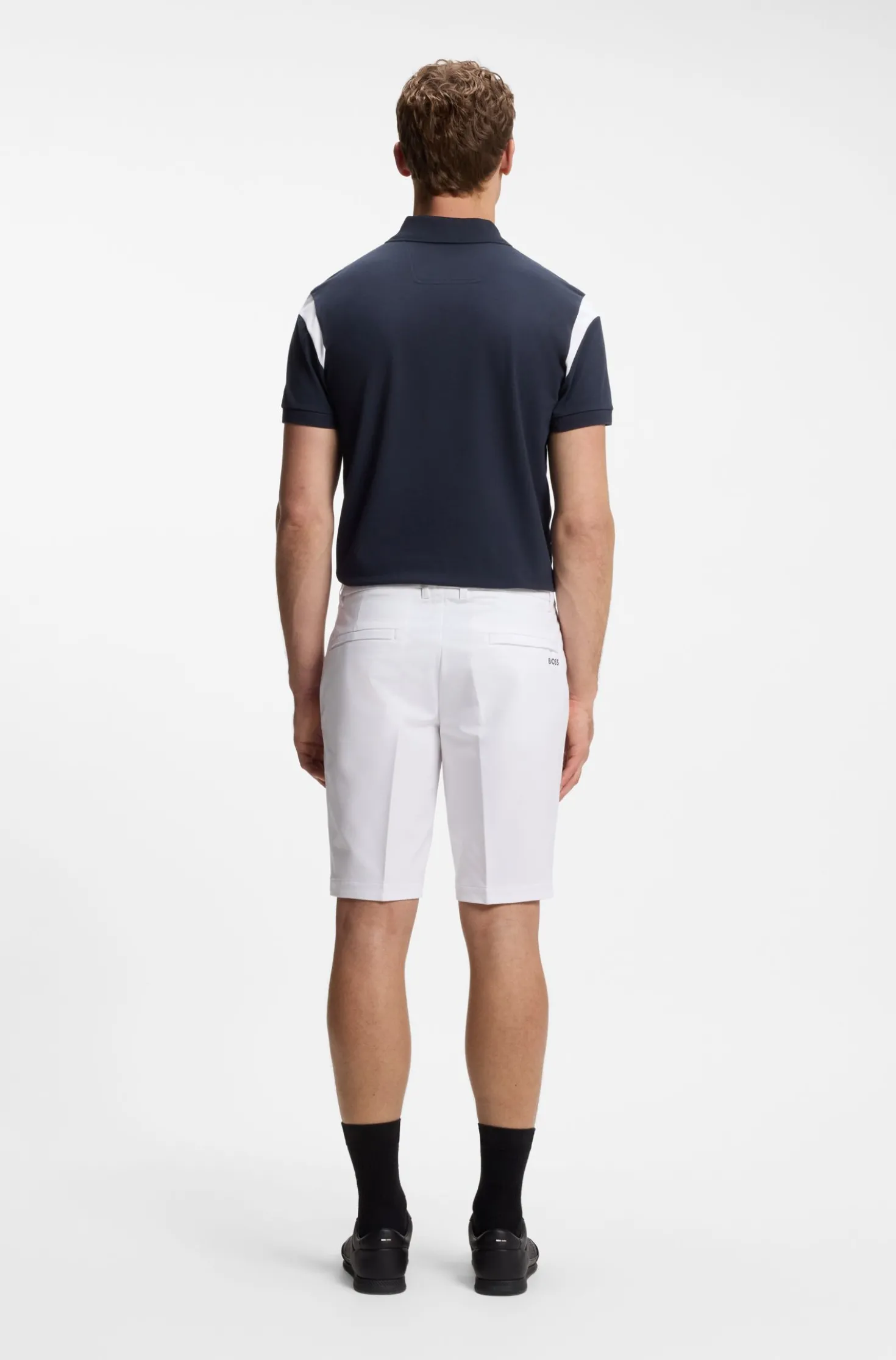 Slim-fit shorts in water-repellent stretch fabric