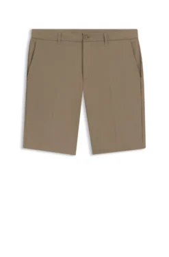 Slim-fit shorts in water-repellent stretch fabric