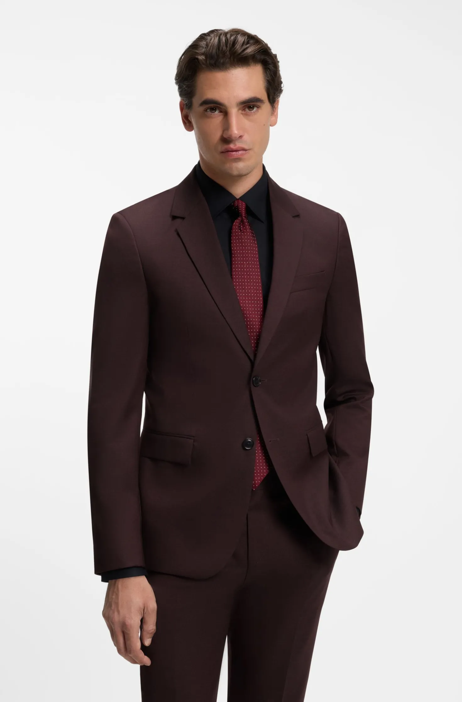 Slim-fit suit in micro-patterned virgin wool