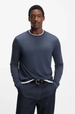 Slim-fit sweater in merino wool