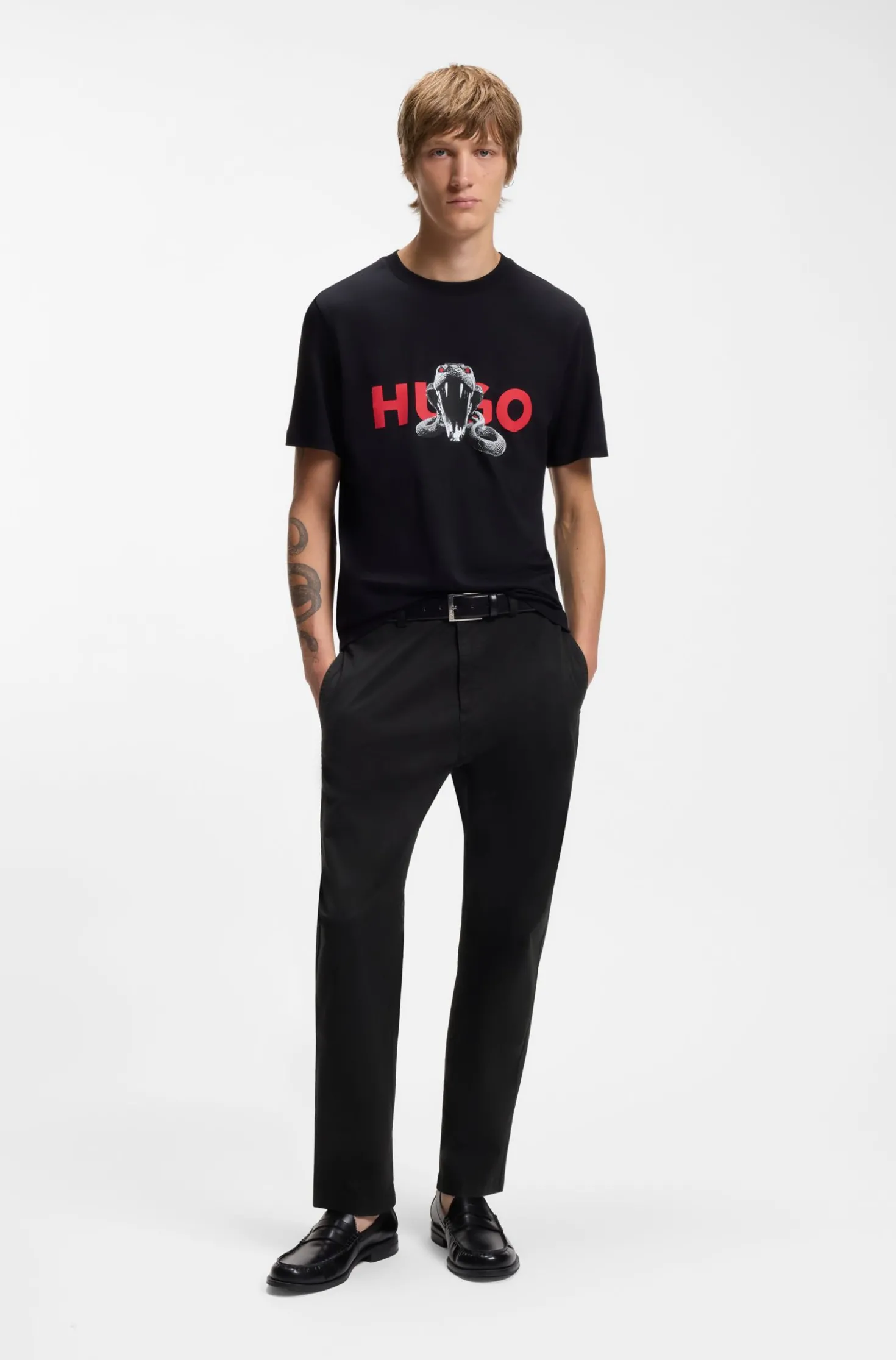 Slim-fit trousers in stretch-cotton gabardine