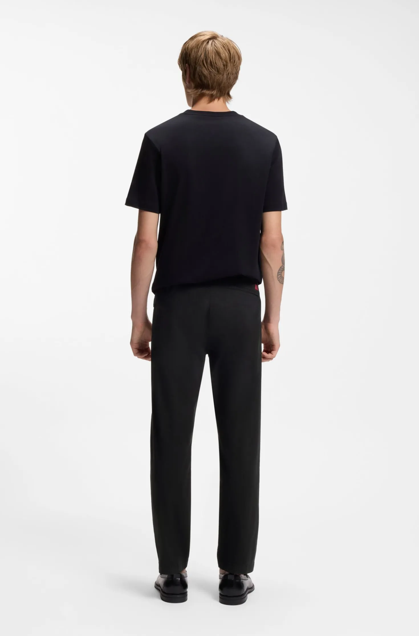 Slim-fit trousers in stretch-cotton gabardine