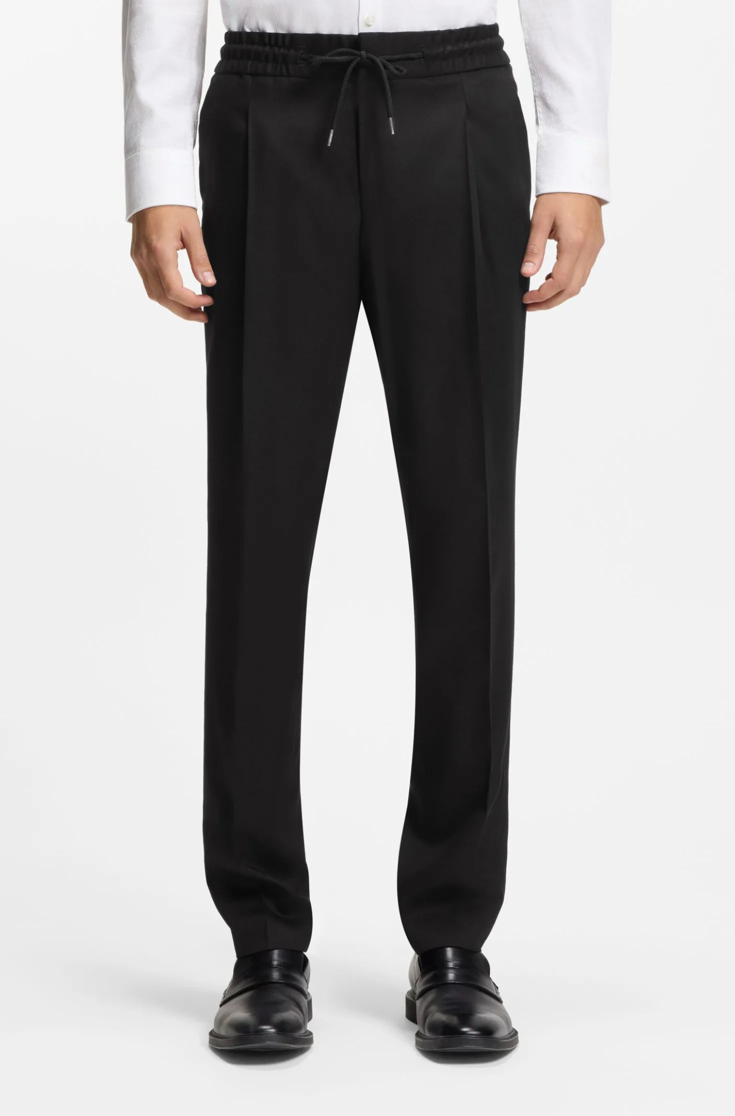 Slim-fit trousers in twill fabric with drawstring waist
