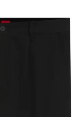 Slim-fit trousers with cargo pockets