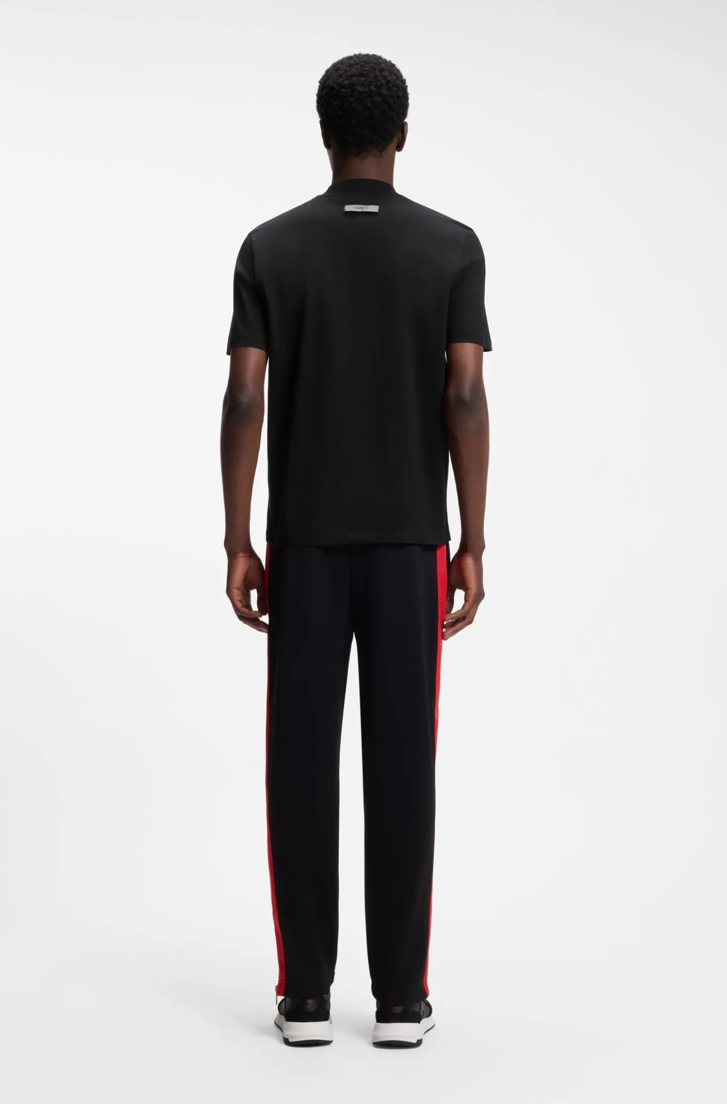 Slim-fit T-shirt in stretch cotton with stand collar