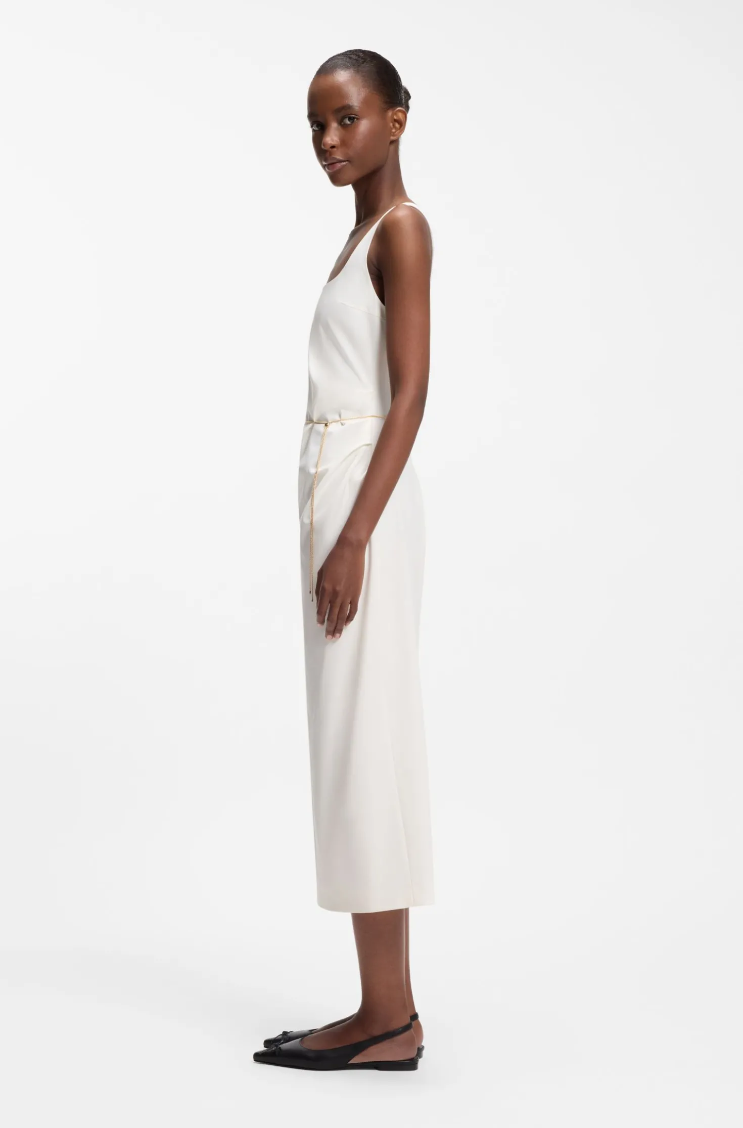 Square-neck dress with golden chain belt