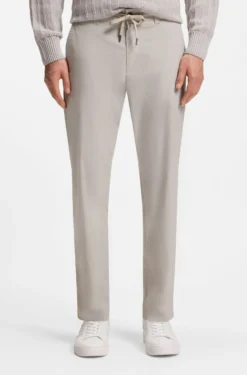 Straight-fit chinos in cotton-blend poplin