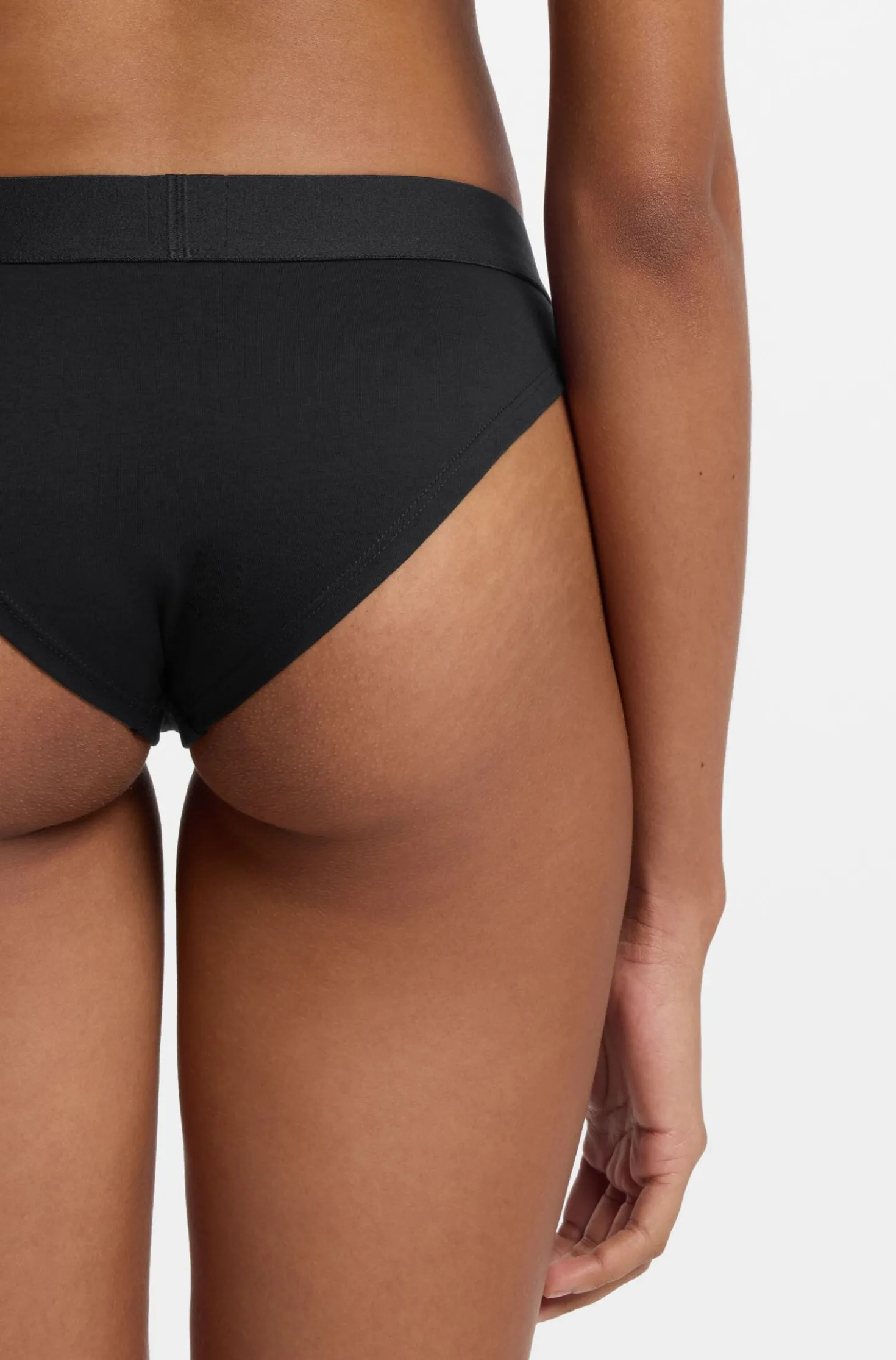 Stretch-cotton briefs with red logo label