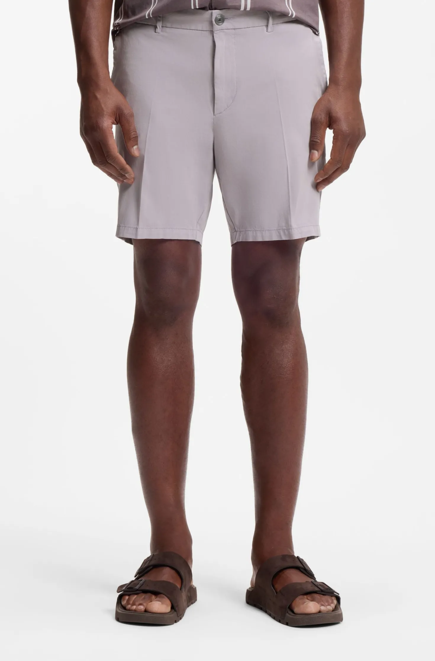 Stretch-cotton shorts in a modern fit