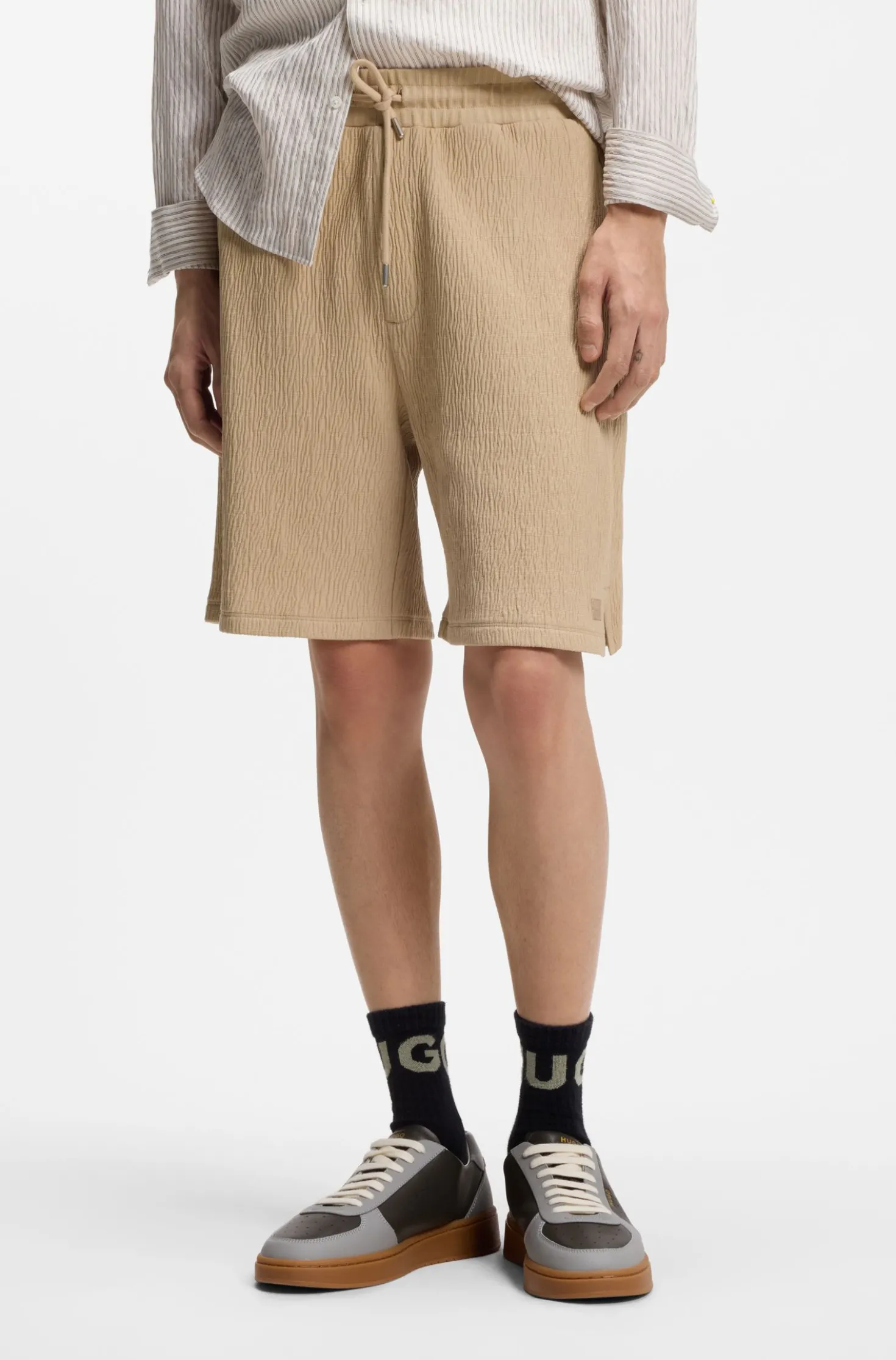 Stretch-cotton shorts with creased effect