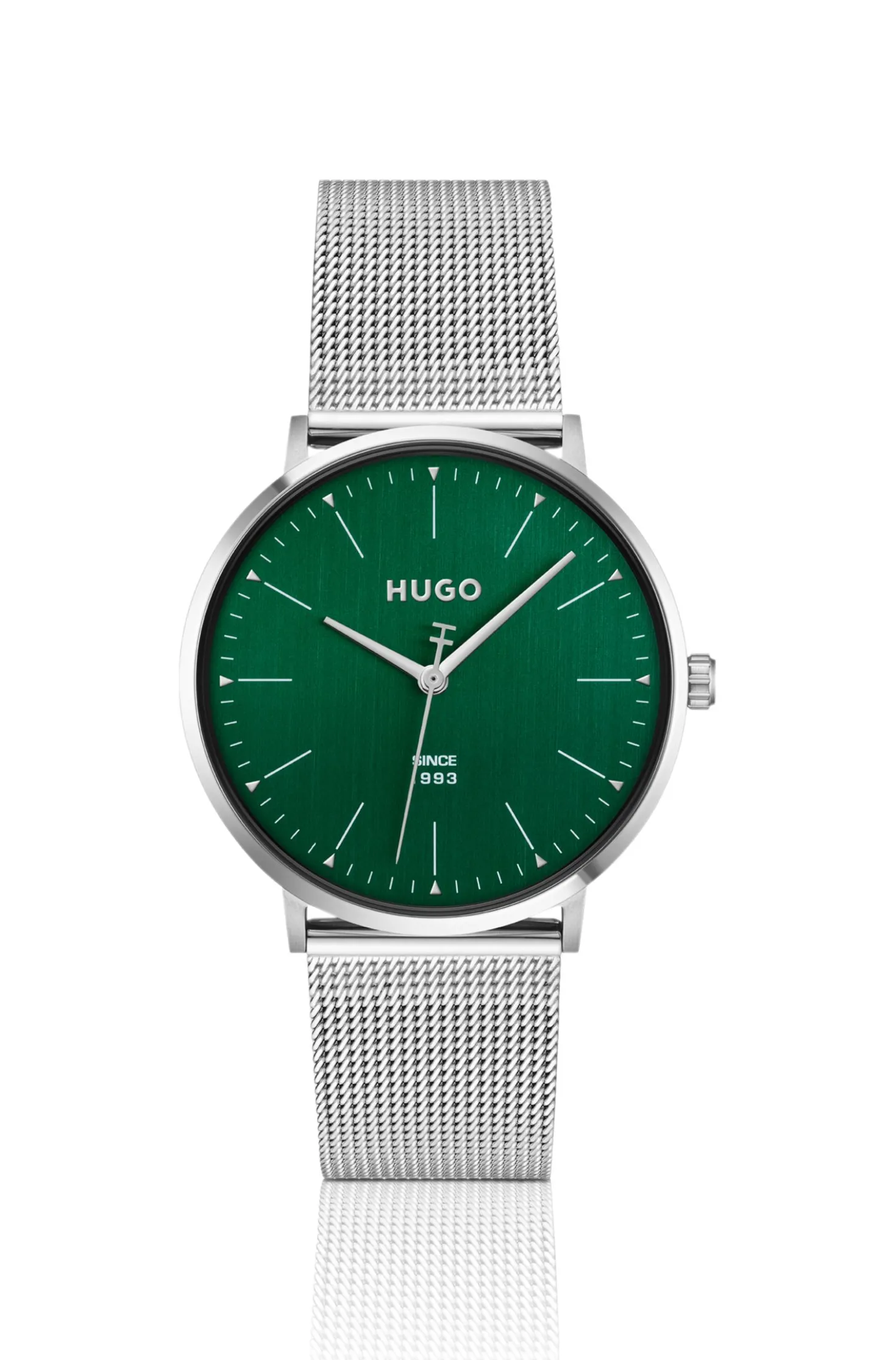#Style 3H green-dial watch with mesh bracelet