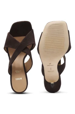 Suede sandals with crossover straps