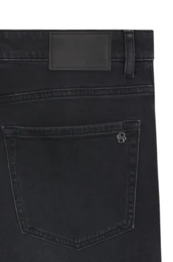 Tapered-fit jeans in black comfort-stretch denim