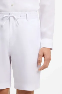 Tapered-fit shorts in linen