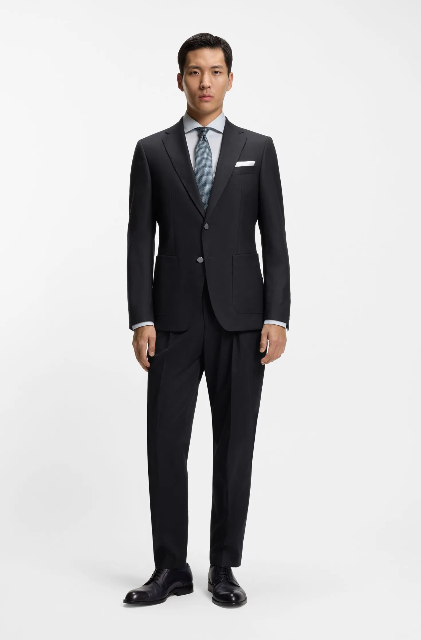 Tapered-fit trousers in stretch cotton