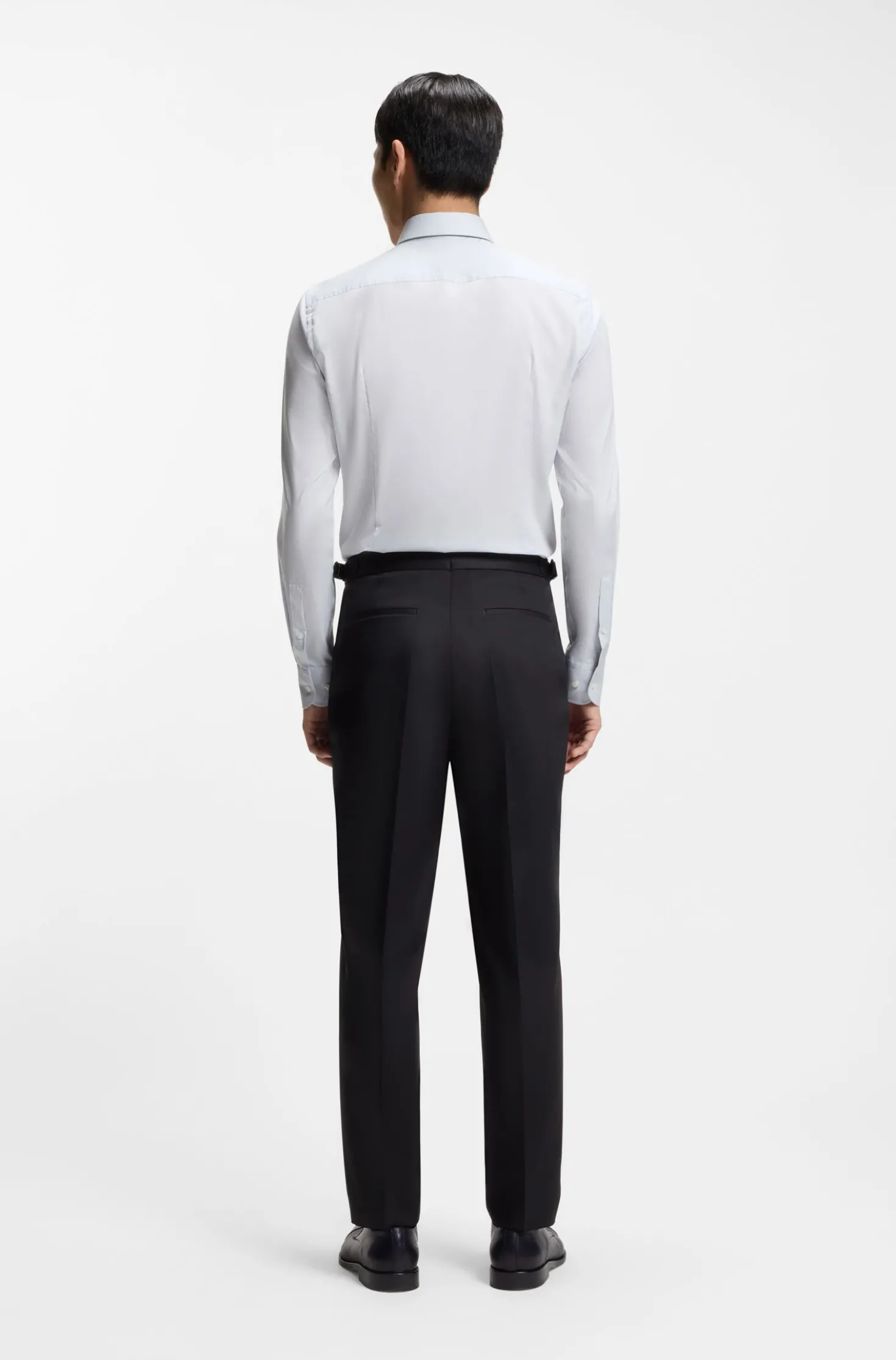 Tapered-fit trousers in stretch cotton