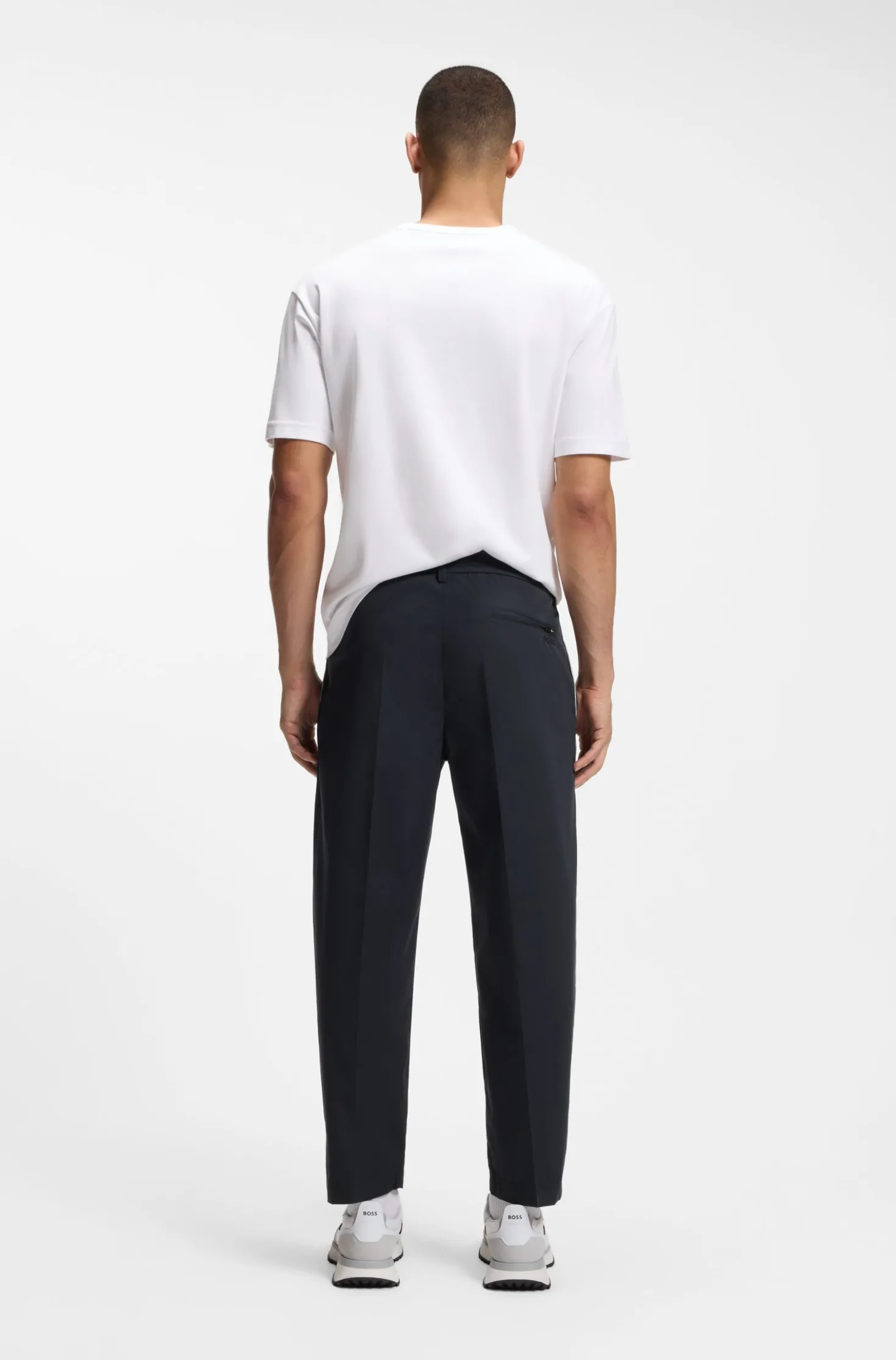 Tapered-fit trousers with water-repellent finish