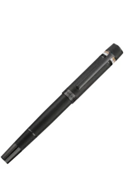 Textured-barrel fountain pen with signature-stripe ring