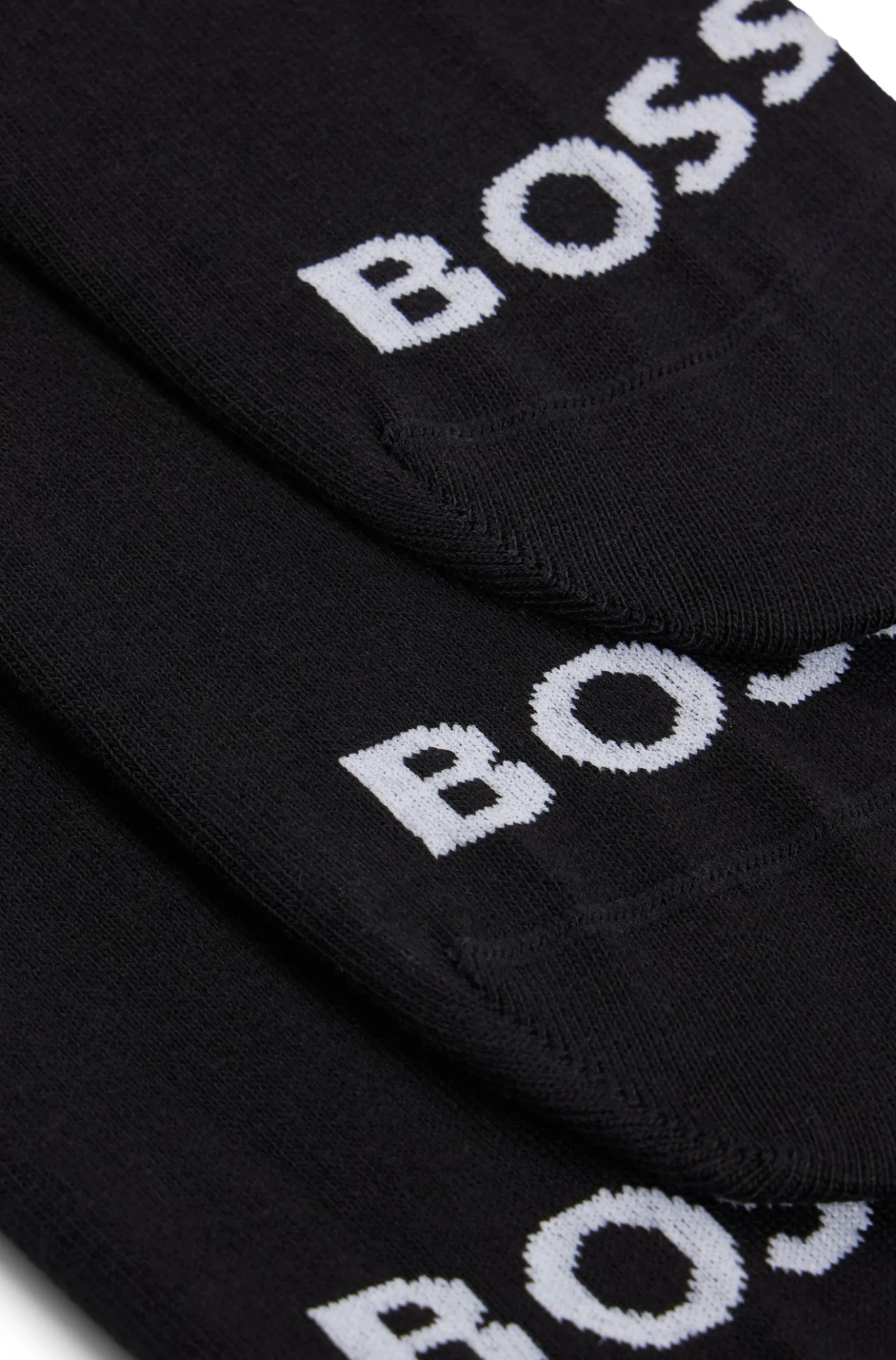 Three-pack of ankle-length socks with contrast logos