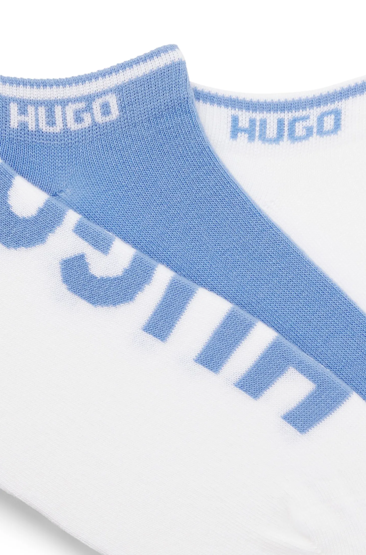 Three-pack of ankle socks with logos