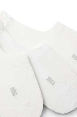 Three-pack of invisible socks in a cotton blend