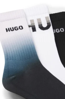 Three-pack of short socks with logos