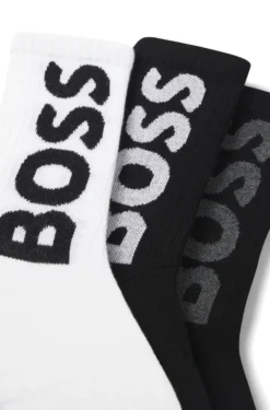 Three-pack of short socks with large logos