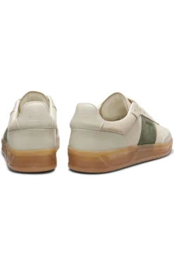 Trainers in leather and suede