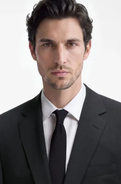 Two-piece regular-fit suit in stretch wool