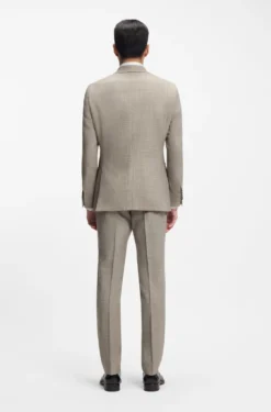 Two-piece slim-fit suit in a patterned wool-silk blend